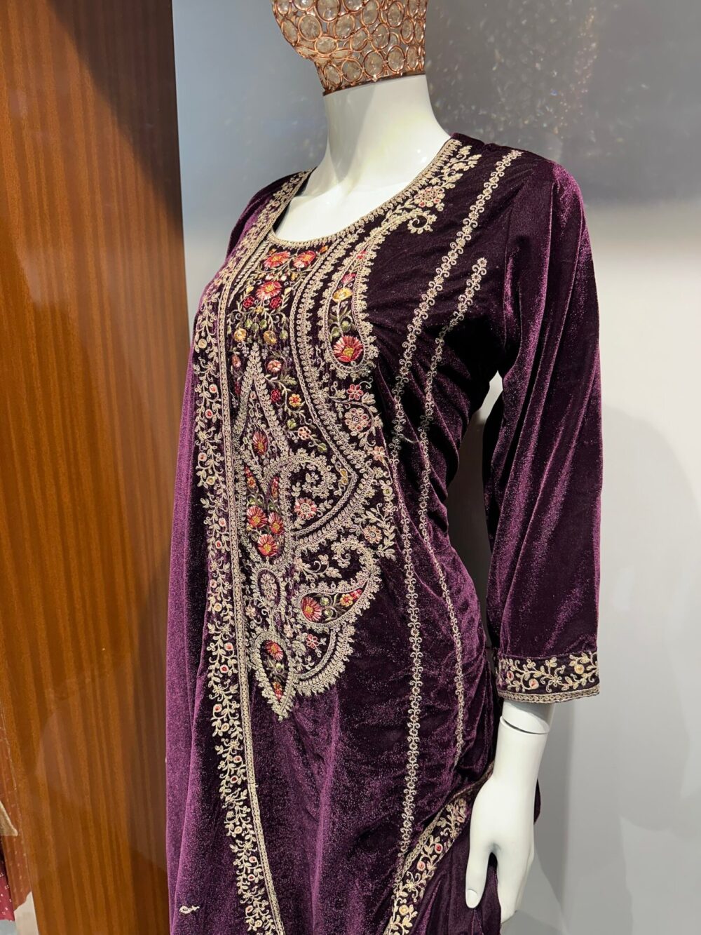 Purple embroidered Velvet Suit Set - Image 2